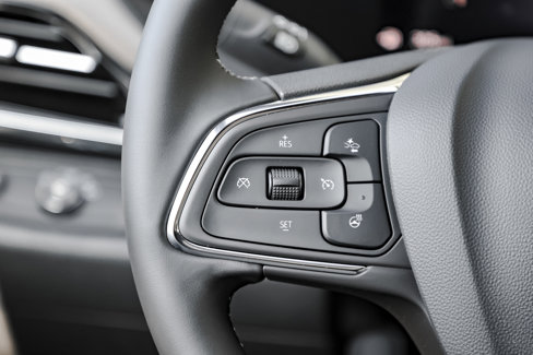 New 2025 Buick Envista Avenir image 24