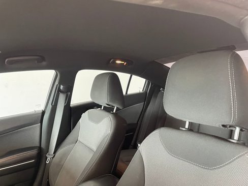 Used 2018 Dodge Charger SXT image 5