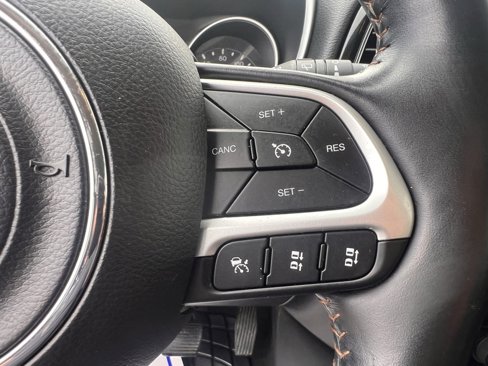 Used 2021 Jeep Compass Limited image 20