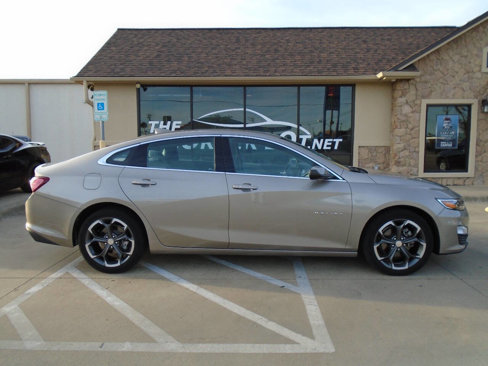 Used 2022 Chevrolet Malibu LT image 5