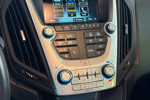 Used 2017 Chevrolet Equinox LT w/ Convenience Package image 20