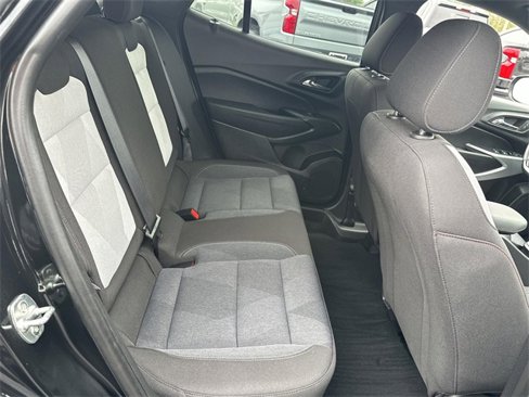 Certified 2024 Chevrolet Trax RS w/ Driver Confidence Package image 25