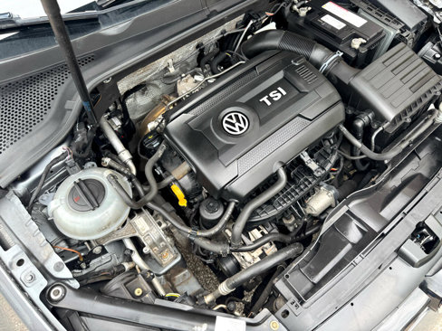 Used 2017 Volkswagen Golf S image 35