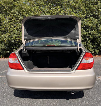 Used 2004 Toyota Camry LE image 7