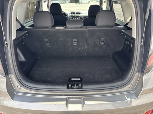 Used 2019 Kia Soul + image 25