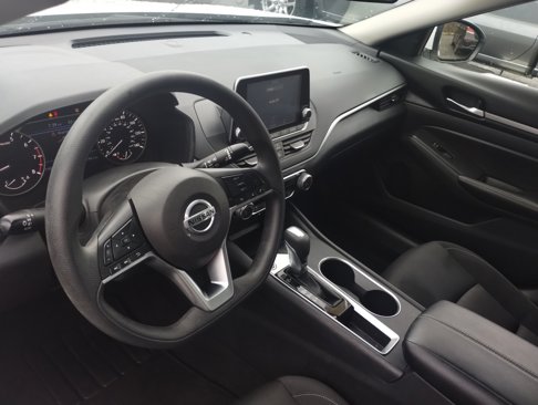 Used 2022 Nissan Altima 2.5 SV image 9
