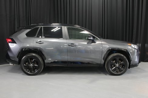 Used 2019 Toyota RAV4 XSE image 8