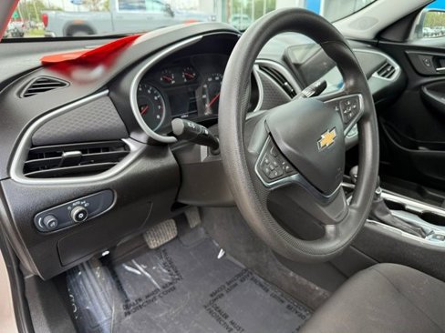 Certified 2024 Chevrolet Malibu LT image 2