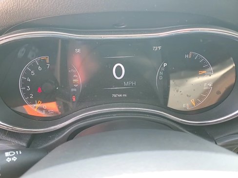 Used 2019 Jeep Grand Cherokee Limited image 18