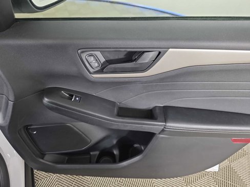 Used 2022 Ford Escape SE w/ Convenience Package image 32