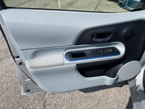 Used 2012 Toyota Prius C Three image 15