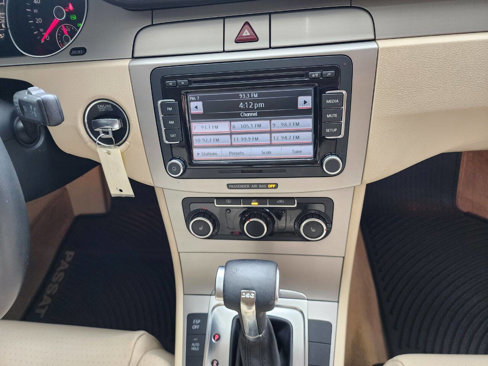 Used 2010 Volkswagen Passat Komfort image 32