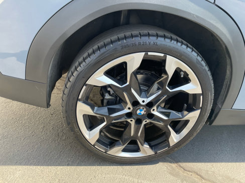 Used 2025 BMW X2 xDrive28i w/ Premium Package image 23