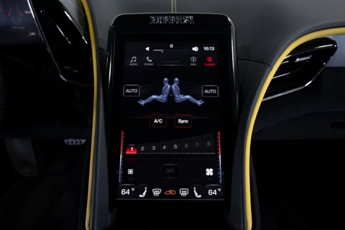Used 2022 Ferrari Roma image 33