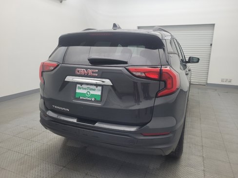 Used 2018 GMC Terrain SLE w/ Driver Convenience Package image 7