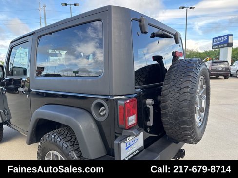 Used 2016 Jeep Wrangler Rubicon w/ Power Convenience Group image 32