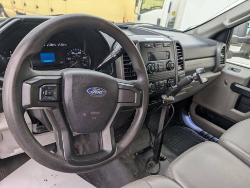 Used 2019 Ford F550 2WD Regular Cab Super Duty image 5