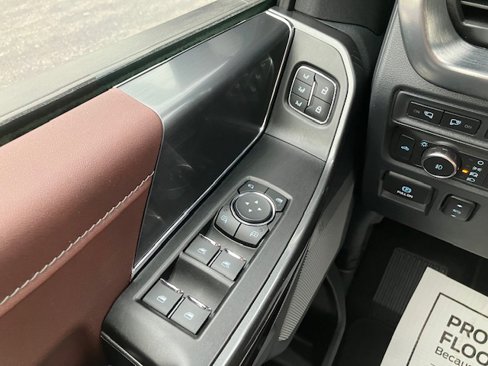 Used 2022 Ford F150 Lariat image 27
