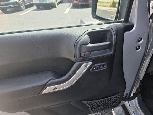 Used 2014 Jeep Wrangler Unlimited Sahara w/ Dual Top Group image 14