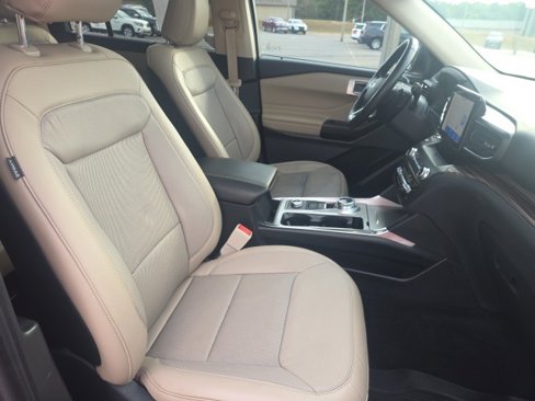 Used 2020 Ford Explorer Limited image 15