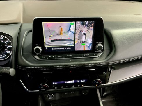 Used 2021 Nissan Rogue SV image 27