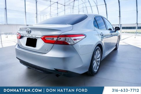 Used 2018 Toyota Camry L image 25