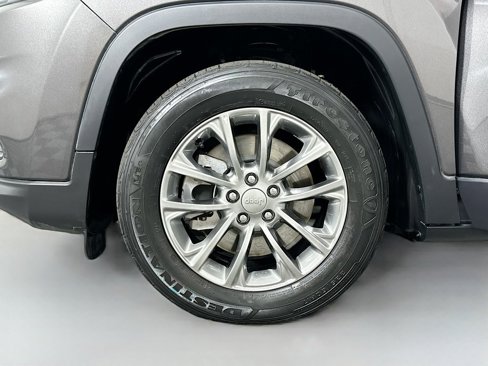 Used 2021 Jeep Cherokee Latitude Lux w/ Comfort/Convenience Group image 30