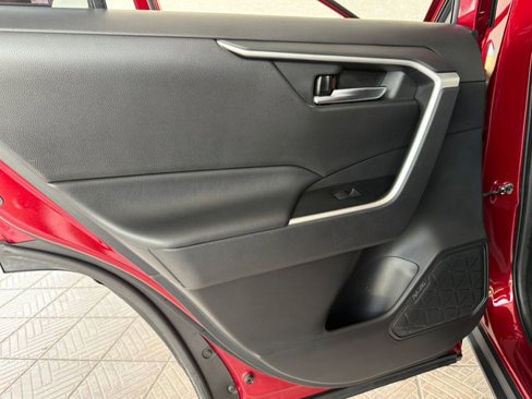 Used 2020 Toyota RAV4 XLE image 20