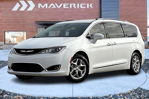 Used 2019 Chrysler Pacifica Touring-L Plus w/ Tire & Wheel Group image 3