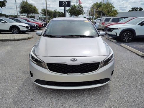 Used 2018 Kia Forte LX image 2