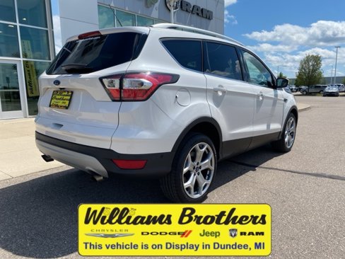 Used 2017 Ford Escape Titanium w/ Equipment Group 301A image 5