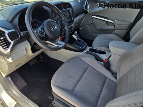 Used 2020 Kia Soul S image 16