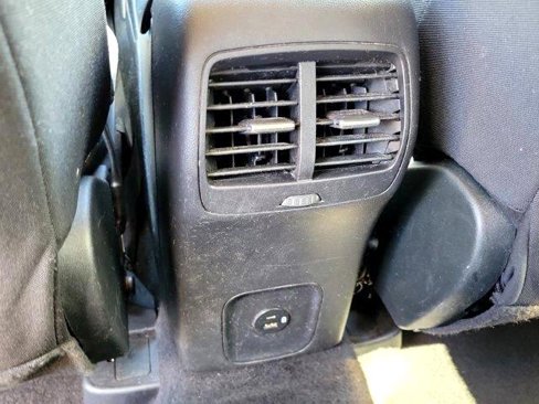 Used 2020 Ford Escape SE image 11