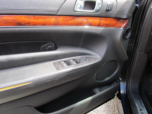 Used 2014 Lincoln MKT AWD w/ Equipment Group 201A image 10