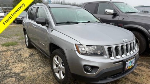Used 2015 Jeep Compass Sport w/ Power Value Group image 2