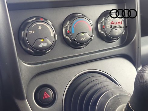 Used 2005 Honda Element LX image 25