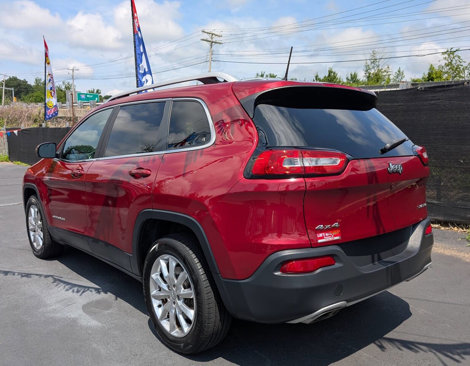 Used 2017 Jeep Cherokee Limited image 5