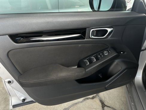 Used 2022 Honda Civic EX image 11