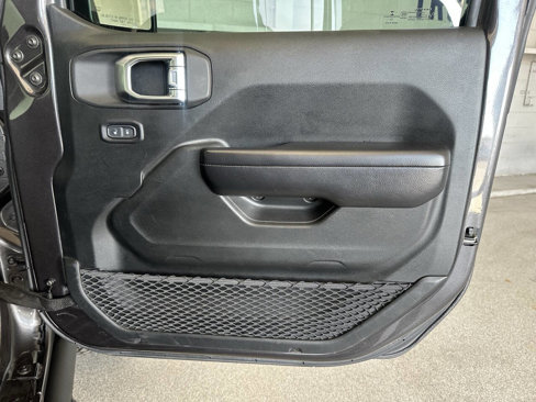 Used 2020 Jeep Wrangler Unlimited Sport S image 17