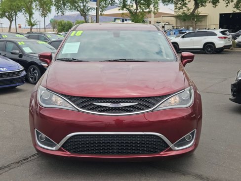 Used 2018 Chrysler Pacifica Touring Plus image 2
