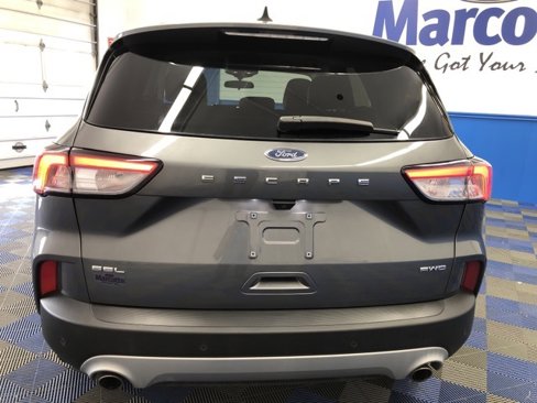 Certified 2022 Ford Escape SEL image 10