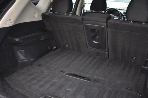 Used 2017 Nissan Rogue SV image 49