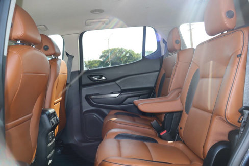 Used 2019 GMC Acadia SLT image 14