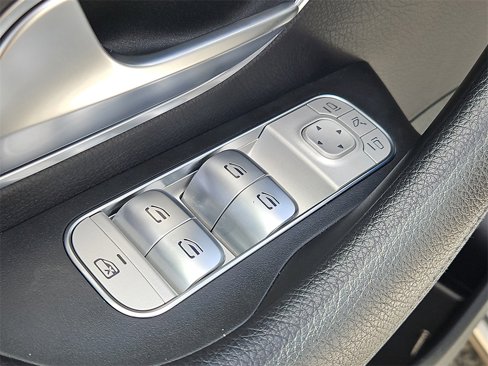 Used 2023 Mercedes-Benz GLS 450 4MATIC w/ Warmth & Comfort Package image 34