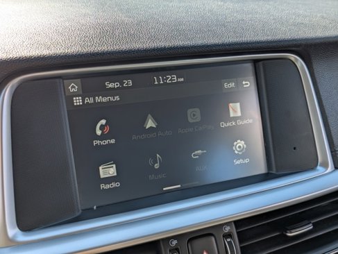 Used 2020 Kia Optima LX image 17