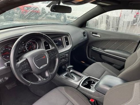 Used 2022 Dodge Charger SXT image 12