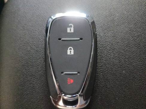 Used 2020 Chevrolet Equinox LS w/ LS Convenience Package image 32