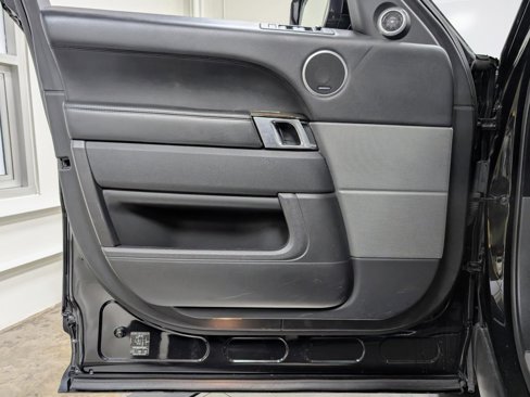 Used 2017 Land Rover Range Rover Sport image 13