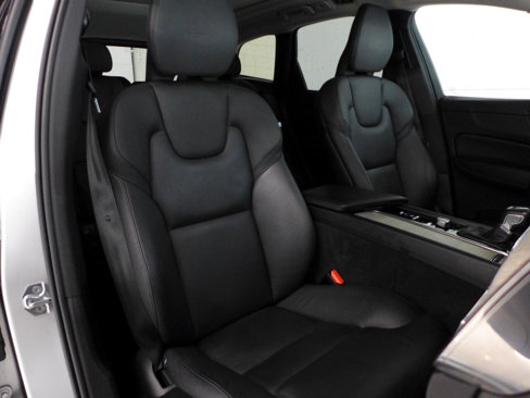 Used 2020 Volvo XC60 T6 Inscription image 42
