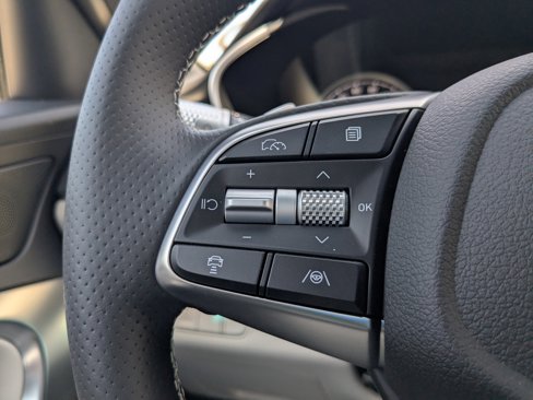 New 2025 Genesis G70 2.5T image 19